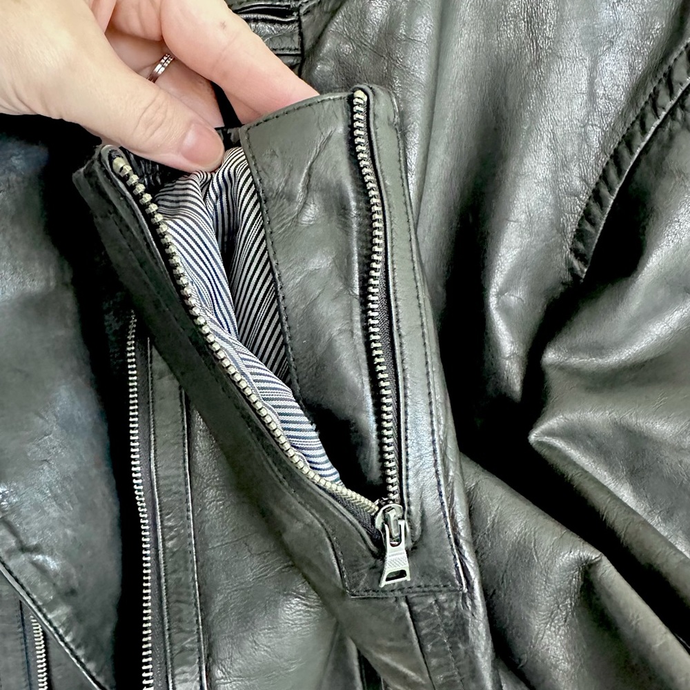 Banana Republic Women's Leather Jacket Asymmetrical Zipper Zip Cuffs Size Medium - Picture 10 of 15